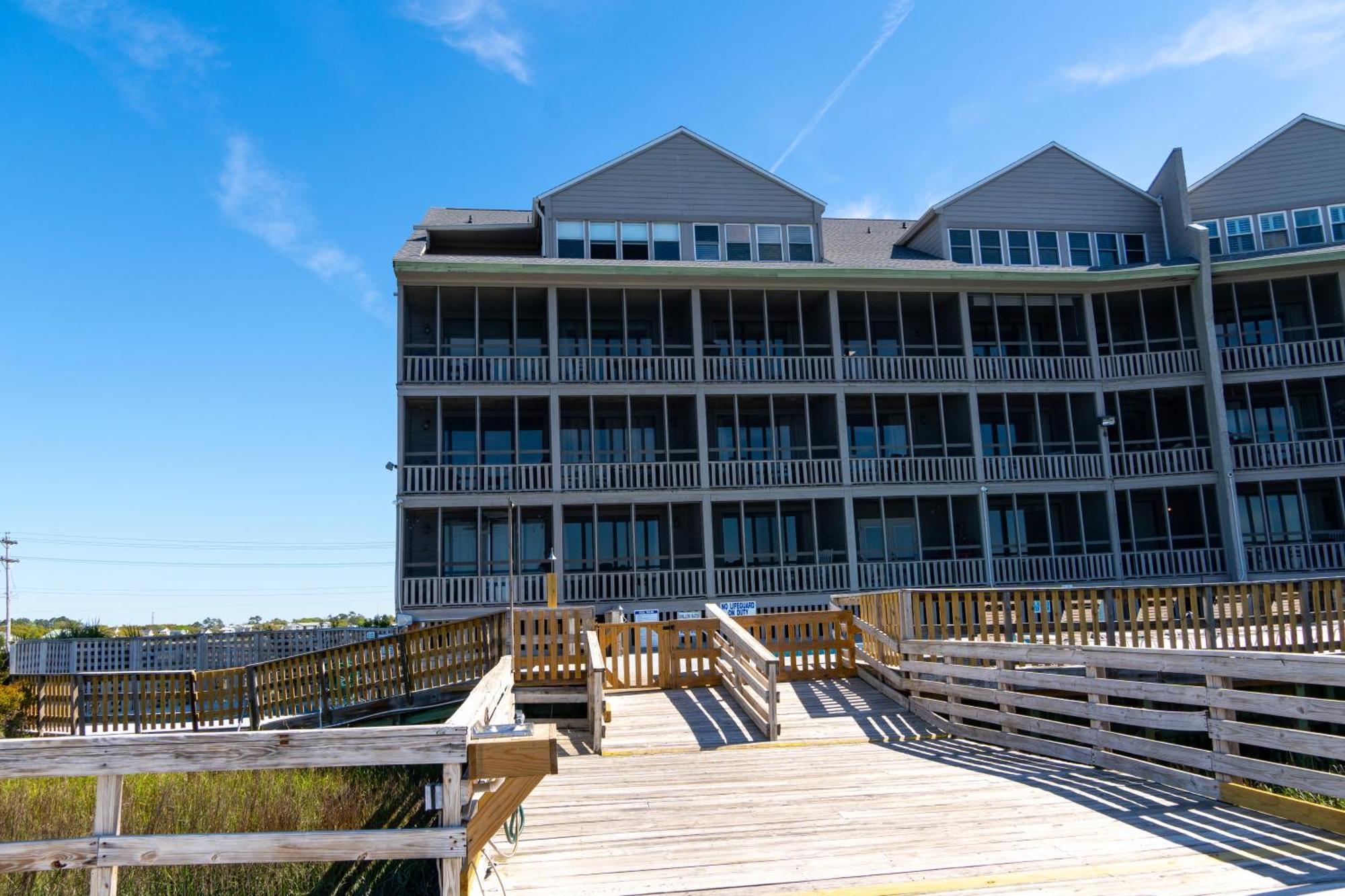 Sea Watch Inn At The Landing Garden City 外观 照片